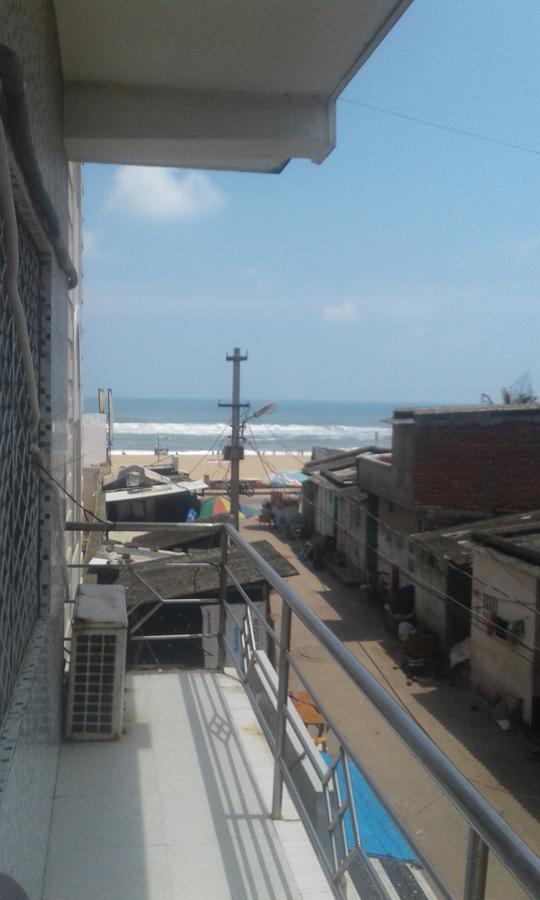 Hotel Swarg Puri Exterior photo
